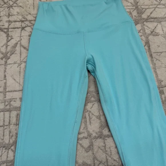 Lululemon Align 25” High Rise LeggingsSize 6Cyan Blue